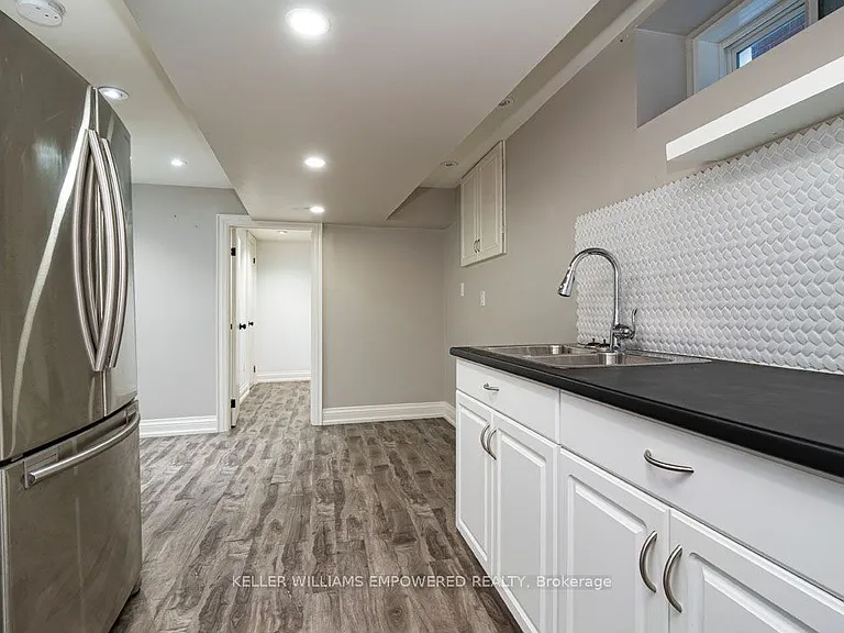 583 Old Weston Rd #BASEMENT — Photo 7