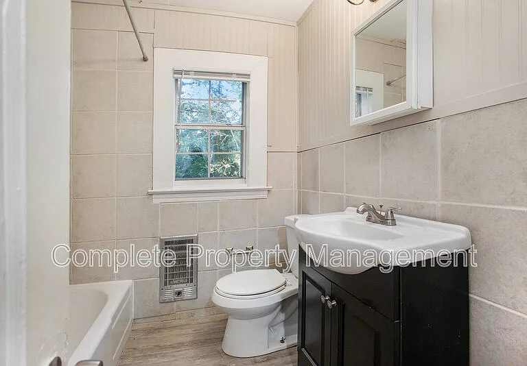 3004 15th St W — Photo 9