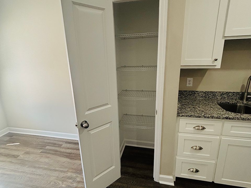 Kitchen Pantry