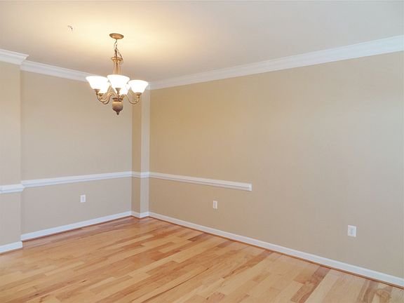 5th image of 14233 Saint Germain Dr #6