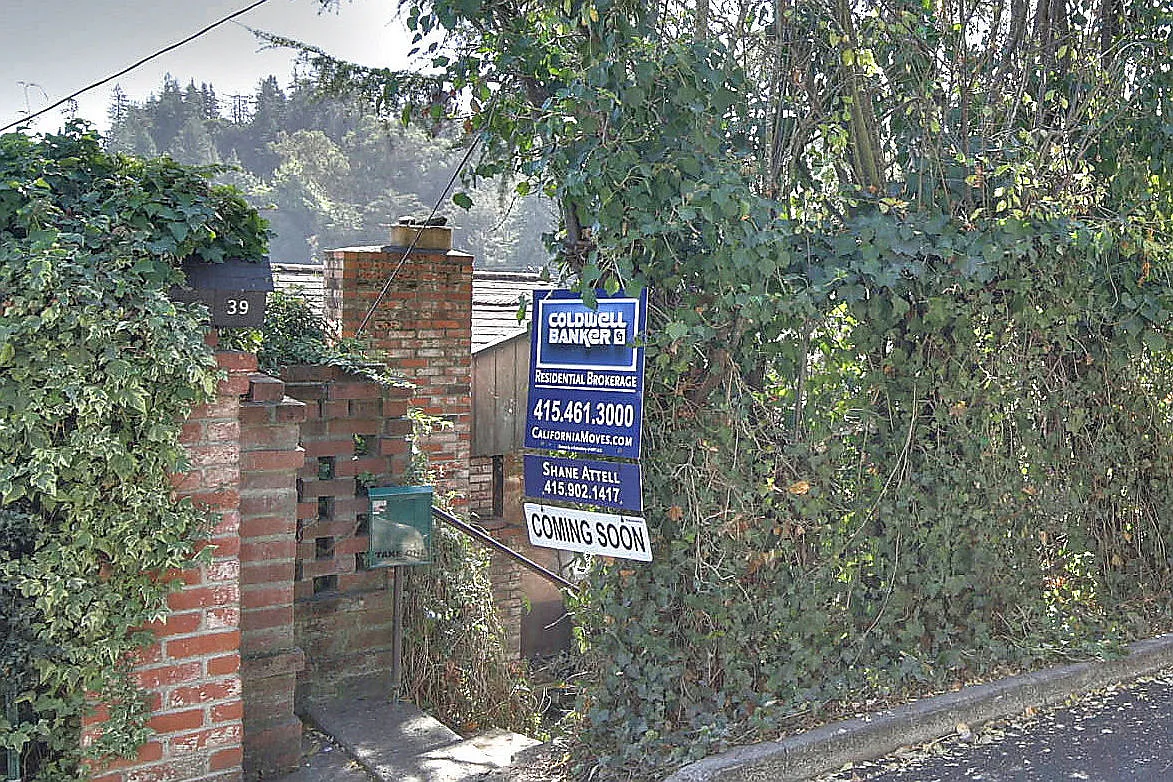 39 Bayview Ave photo 1
