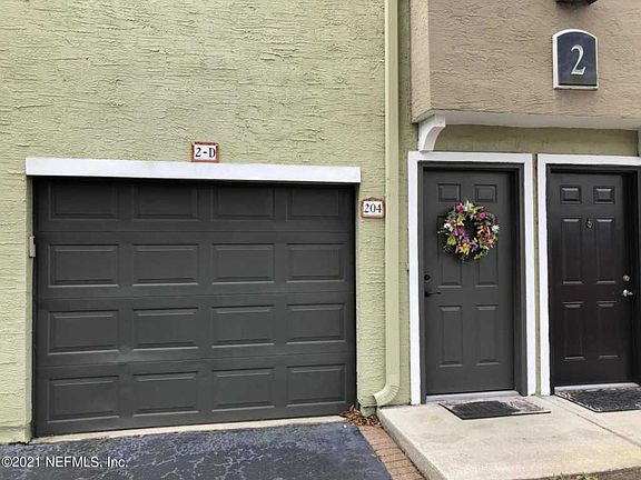 2nd image of 10075 N Gate Pkwy #204