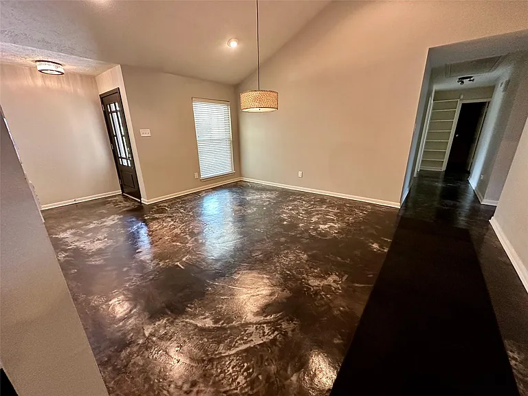 2931 Pasture Ln — Photo 26