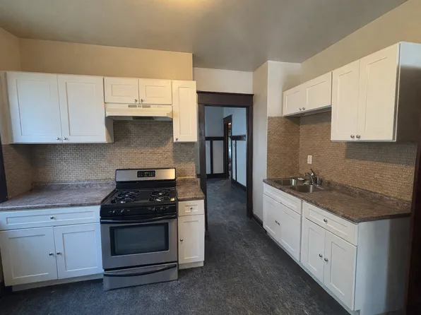 3128 N 24th Pl, Milwaukee, WI 53206