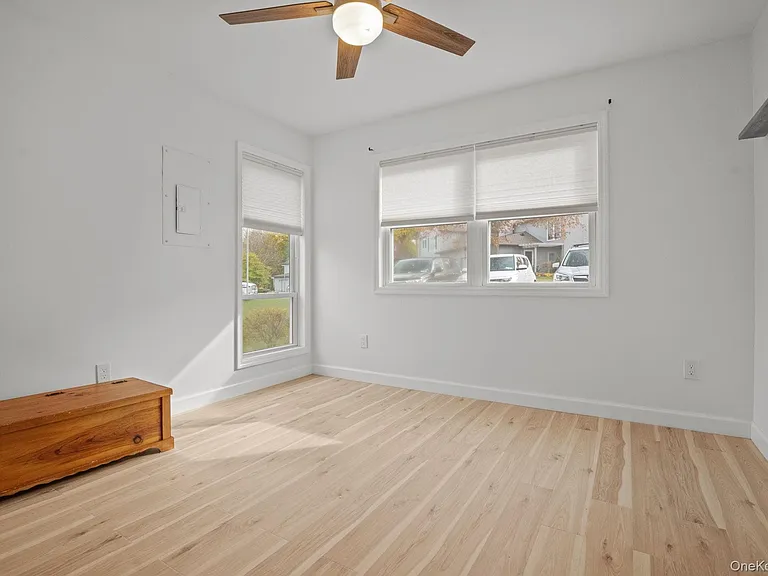 11 Woods Brooke Ln #1 — Photo 18