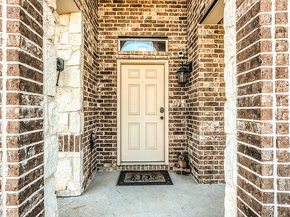 2nd image of 5339 Silktail Ct