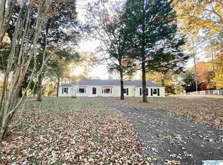2621 Old River Rd SE, Decatur, AL 35603