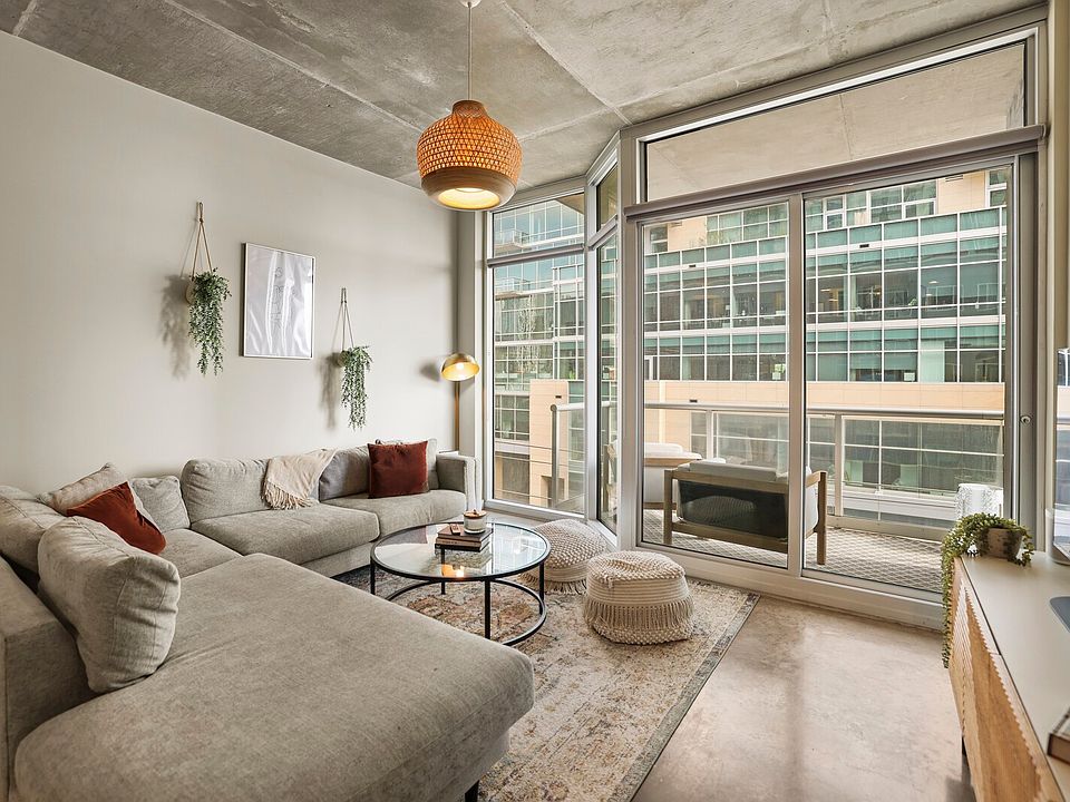 1st image of 600 12th Ave S APT 620