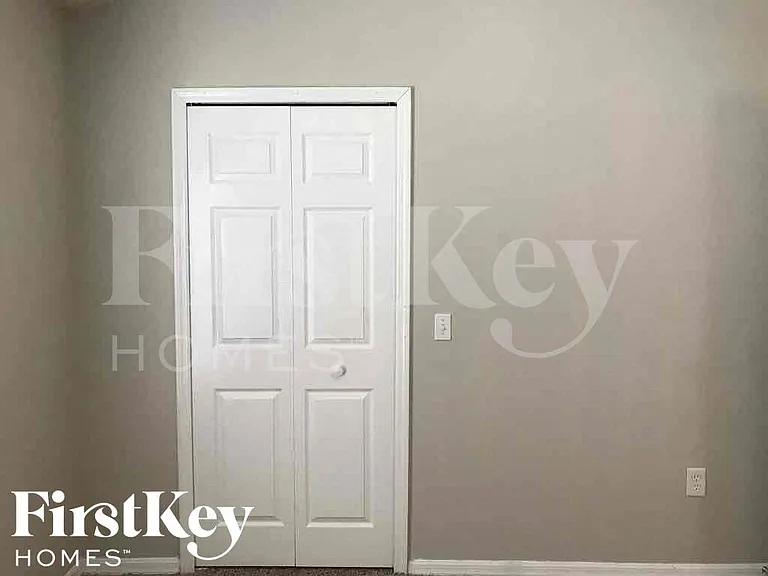 7428 Little Pond Ct — Photo 13