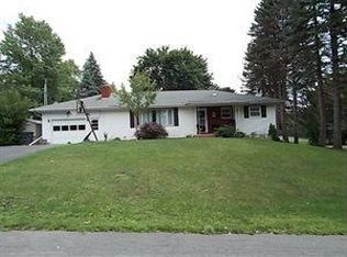 3 Skylark Dr, Horseheads, NY 14845