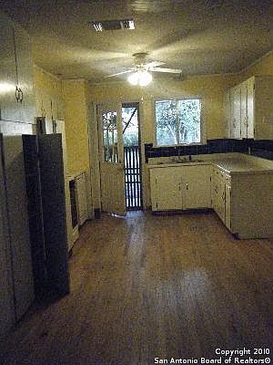 5th image of 2357 FM 1044