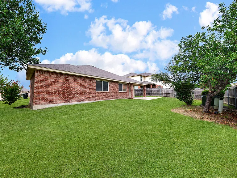 1804 Lobrecht Ct — Photo 25