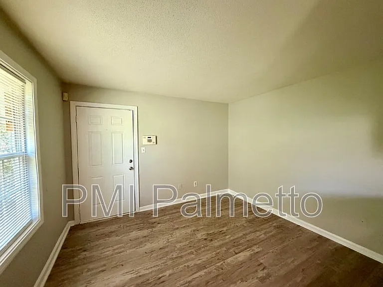 1908 Tall Pines Cir #4 — Photo 3
