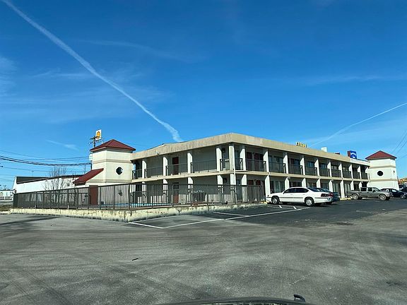2nd image of 230 Eastern Byp