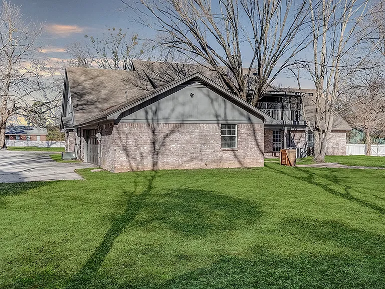 2607 Lonnie Ln — Photo 59