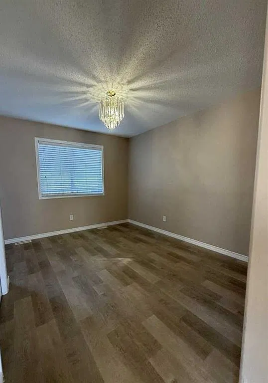 4 bed, 1.5 bath, 1280 sqft, $1,800 — Photo 4