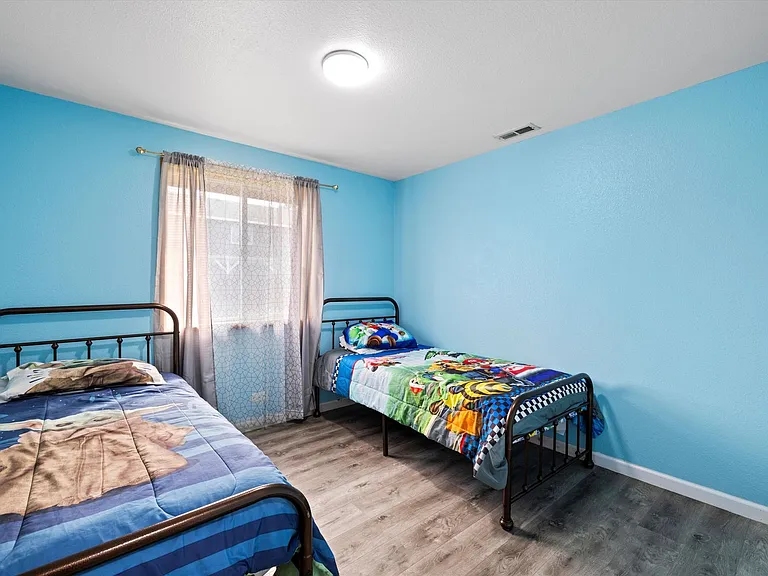 6320 Candlestick Dr — Photo 16