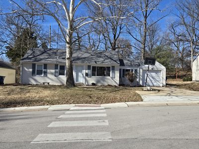 915 Westglen Dr, Saint Louis, MO, 63126
