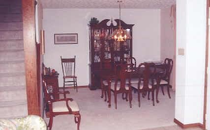 3rd image of 1512 N Waterford Dr