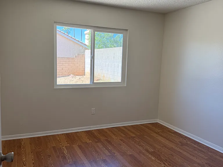 2960 W Jefferson St — Photo 7