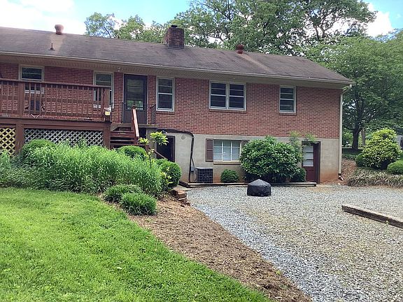 4th image of 1514 Brookville Ln