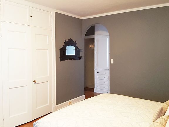 4th image of 2000 N Lincoln Park W #1501