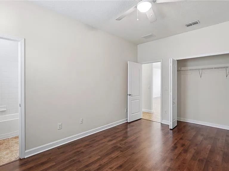 3053 Youngford St — Photo 16
