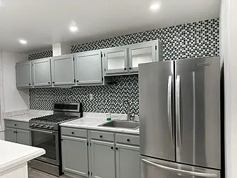 2571 West 16th Street, #2
