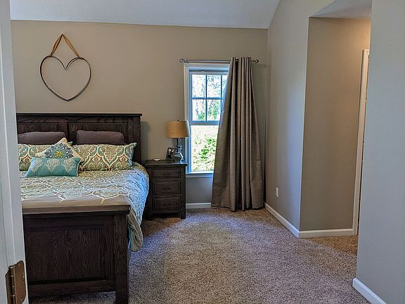 4th image of 6598 Poplar Pond Dr