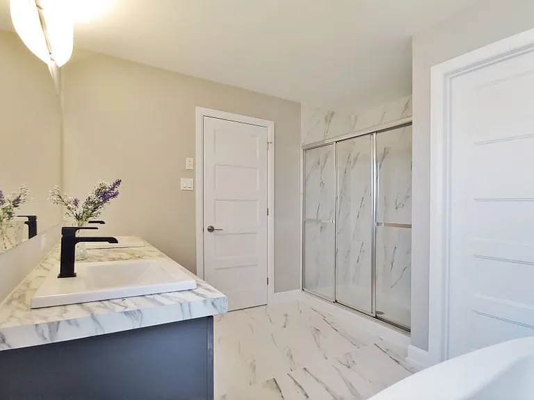 321 Moonlight Dr — Photo 11