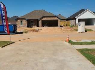 1707 Forestdale Blvd, Whitehouse, TX 75791