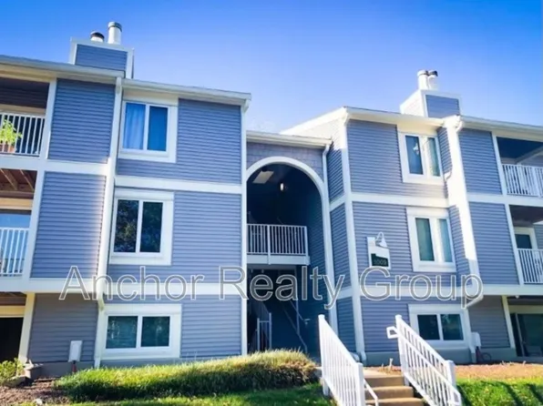1009 Autumn Woods Ln APT 111, Virginia Beach, VA 23454