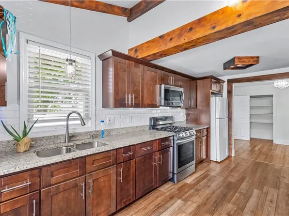64 Appleton St, Providence, RI 02909