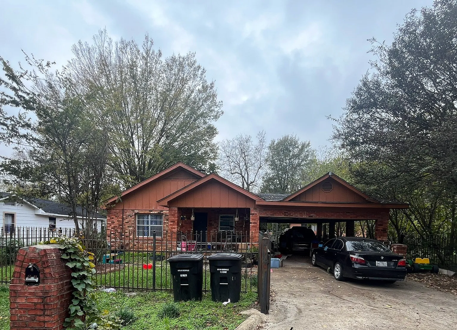 3 bed, 1675 sqft, $1,000 — Photo 1