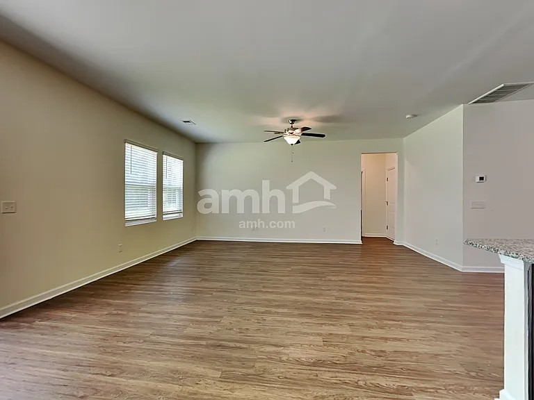150 Orion Way — Photo 5
