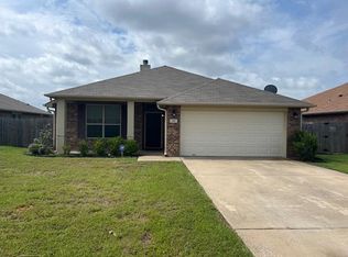202 Cordoba Trl, Longview, TX 75605