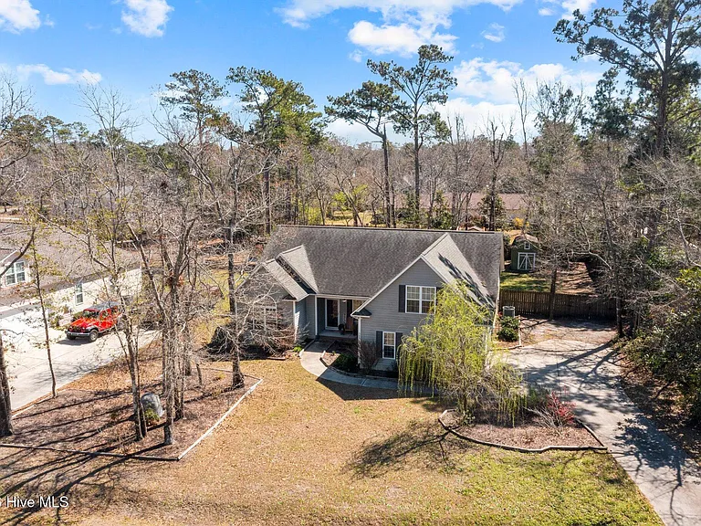 505 Pinehurst Cir — Photo 5