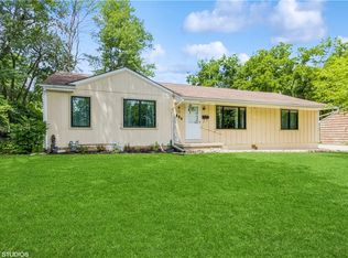 806 E 134th St, Grandview, MO 64030