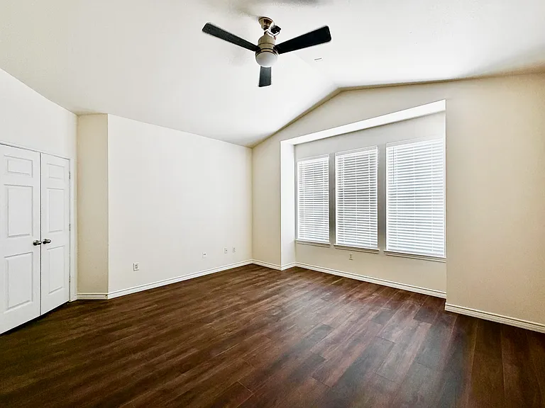 1206 Emerald Glen Trl — Photo 11