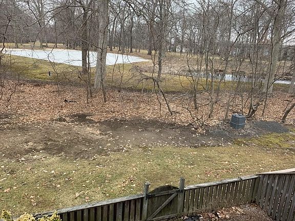 4th image of 78 Hampshire Dr