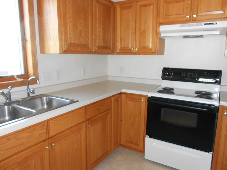 715 Lakeview Ave — Photo 7