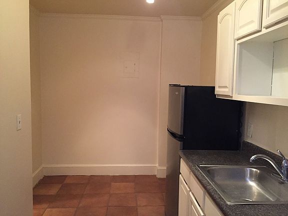 2nd image of 4135 49th St APT 1F