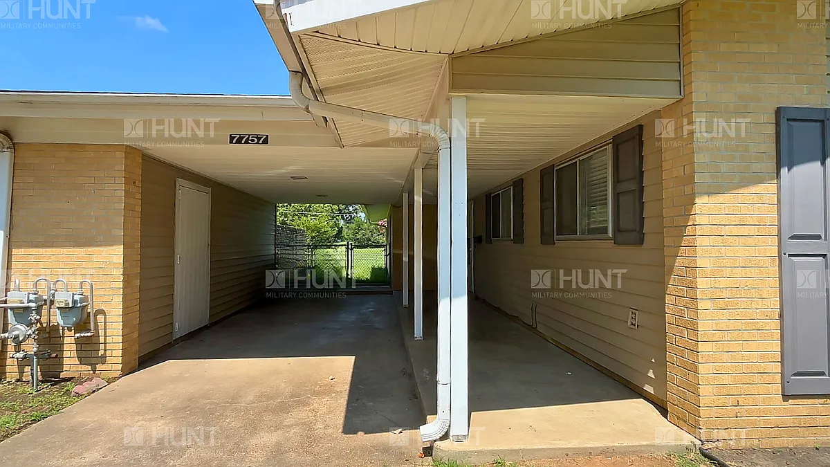 3 bed, 1250 sqft, $1,450 — Photo 3