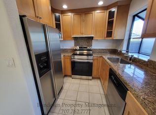 969 Copeland Creek Dr, Rohnert Park, CA 94928