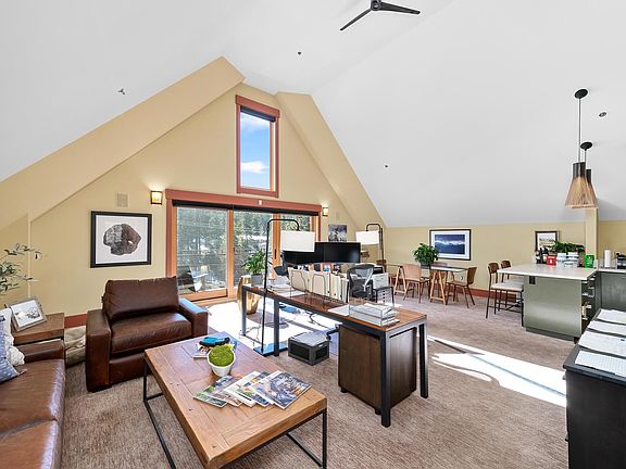 3rd image of 10800 Donner Pass Rd #3A