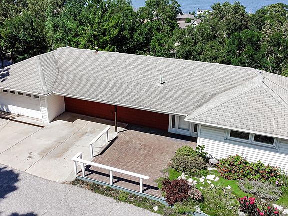 2nd image of 12 Skyline Dr