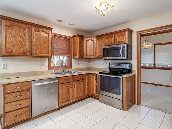 4th image of 106 Timber Mill Ct