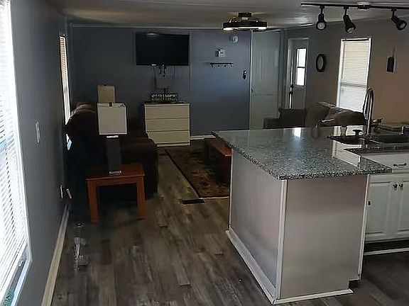 2nd image of 6839 Albatross Ln
