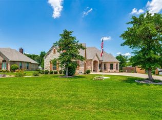 117 Red Bud Dr, Aubrey, TX 76227