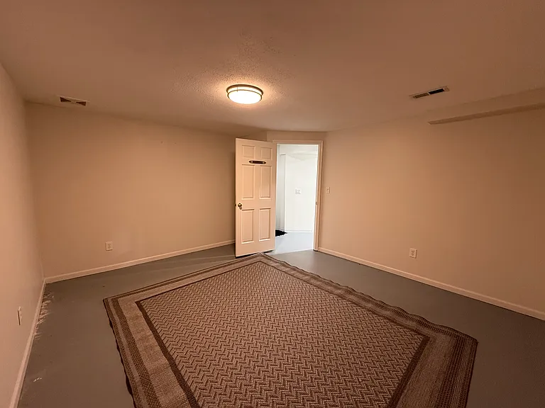 6024 Amberset Ct — Photo 10